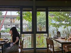 -喜洲吧·江畔老船厂·庭院餐厅(喜临院店)