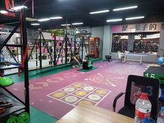 -星动力健身俱乐部(新塘店)