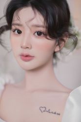 -艾米丽婚纱礼服