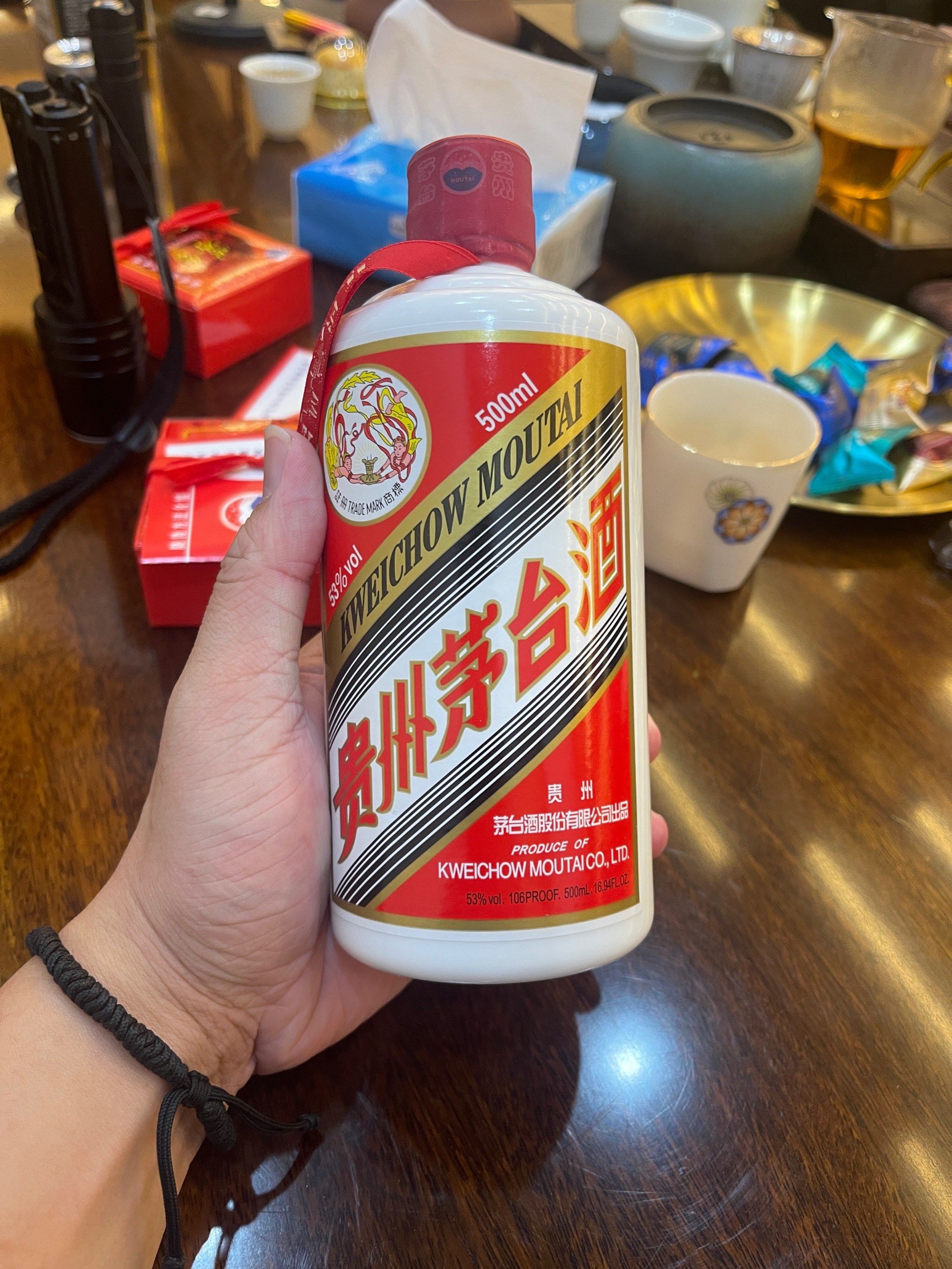 品味传统,茅台酒真香
