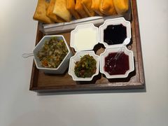 -巴特餐饮6加1音乐餐吧·新疆菜