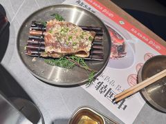 -草家酱蟹炭火烤肉店(珲春南路一店)