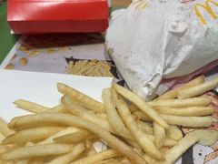 -麦当劳(呼市新华东街店)