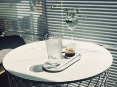 伏尔塔瓦河-边渡咖啡烘焙店(昙华林店)