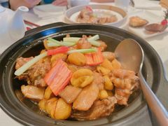 凤眼果焖清远鸡-金悦轩海鲜城(渔人码头店)
