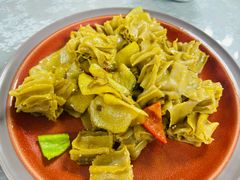 -天天向上素食餐厅(五台山店)