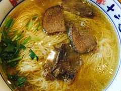 -十二忠手拉面(燎原街店)