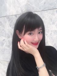 -时尚殿堂明星门店