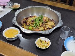 -龙顺园麻辣香锅(机场店)