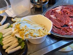 -二荆条·蜀鲜汇城市森林火锅