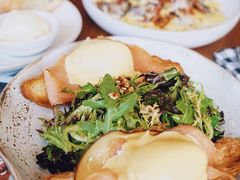 -ROAST coffee & eatery
