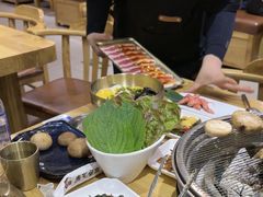 -青瓦餐厅·生鱼片·韩园烤肉(西塔店)