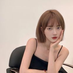 -妃格美发沙龙·烫发·染发