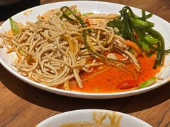 -万记麻辣烫国展总店