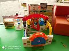 -贝贝鲸亲子游泳俱乐部(富城商楼店)