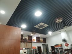 -香辉食馆(新兴路店)