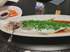 -忆江南·临江鱼馆