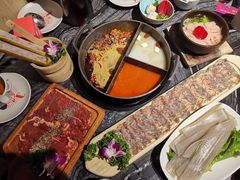 -热火朝天鲜切牛肉火锅(南强街巷店)