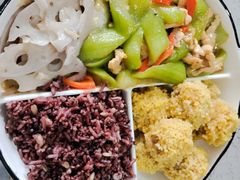 -汇慈安·高端自营月嫂(武汉月子尊享店)