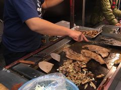 -原住民美食石板烤肉山猪肉