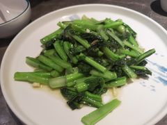 蒜蓉菜心-闫府私房菜·老字号(恒隆店)