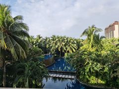 -三亚湾海居铂尔曼度假酒店