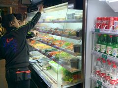 自助取餐区-马路牙子地桌烤肉(工体店)