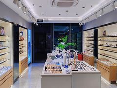 -视野联行眼镜·蔡司·尼康·豪雅·依视路(青浦宝龙店)