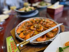 铁板蒜蓉虾-武当山老营国际饭店
