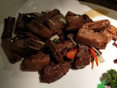 -舌尖上的食缘花园主题餐厅