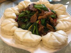 小炒黄牛肉-巴扎美食·新疆菜·西域歌舞表演餐厅(新疆大厦店)
