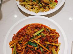 鱼香肉丝-峨嵋小镇(远洋城店)