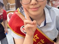 -休记光头香辣蟹干锅(绵竹店)