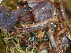 -万方圆拌粉瓦罐汤(恒茂华城店)