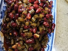 -东巴谷野生菌火锅餐厅