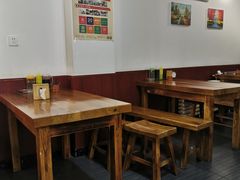 大堂-丽虹云南过桥米线(兴工街店)
