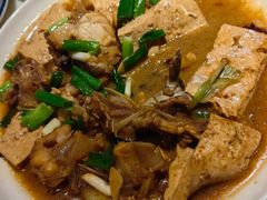 鱼杂炖豆腐-日丰园海肠水饺·老字号大连海鲜(和平广场店)