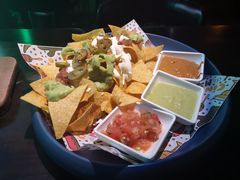 -Famous肥猫墨西哥音乐餐吧(五棵松华熙LIVE店)