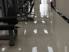 -奇迹健身金茂汇店