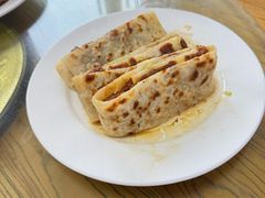 -溢心园香河肉饼总店