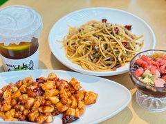 -渝信川菜 · 川味家常菜(财富购物中心店)