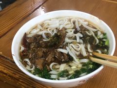 -矮子粉店1985·长沙米粉(湘春路店)
