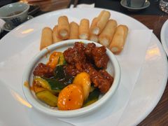 炸奶卷拼咕咾肉-猪肉婆私房菜(容桂总店)