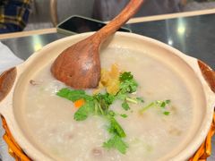 潮界生滚牛肉粥-潮界(虹桥新天地店)