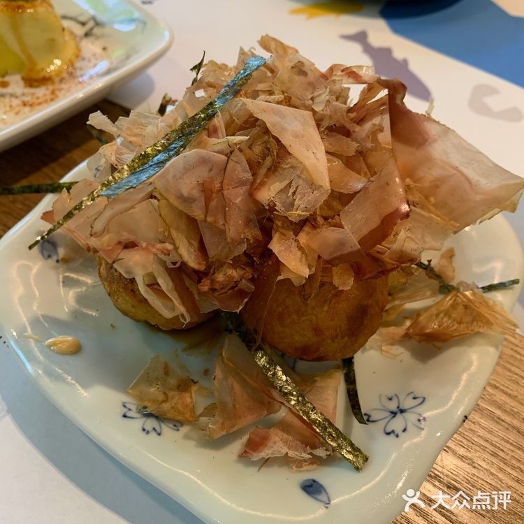 喜欢喝汤的可以和蛤蜊汤，贝壳汤总是鲜甜的