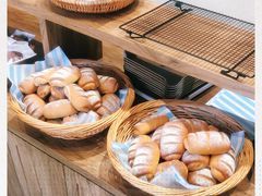 -沁屋面包店(人民东路店)