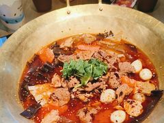 -毛肚向右·川渝毛肚王(经开永旺店)