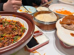 -梅利汴京烤鸭•开封豫菜地标店(东大街店)