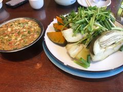 -八大碗·地道东北菜(中街店)