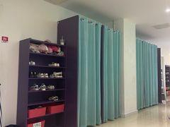 -Isee灰姑娘国际儿童艺术中心(BHGMall店)